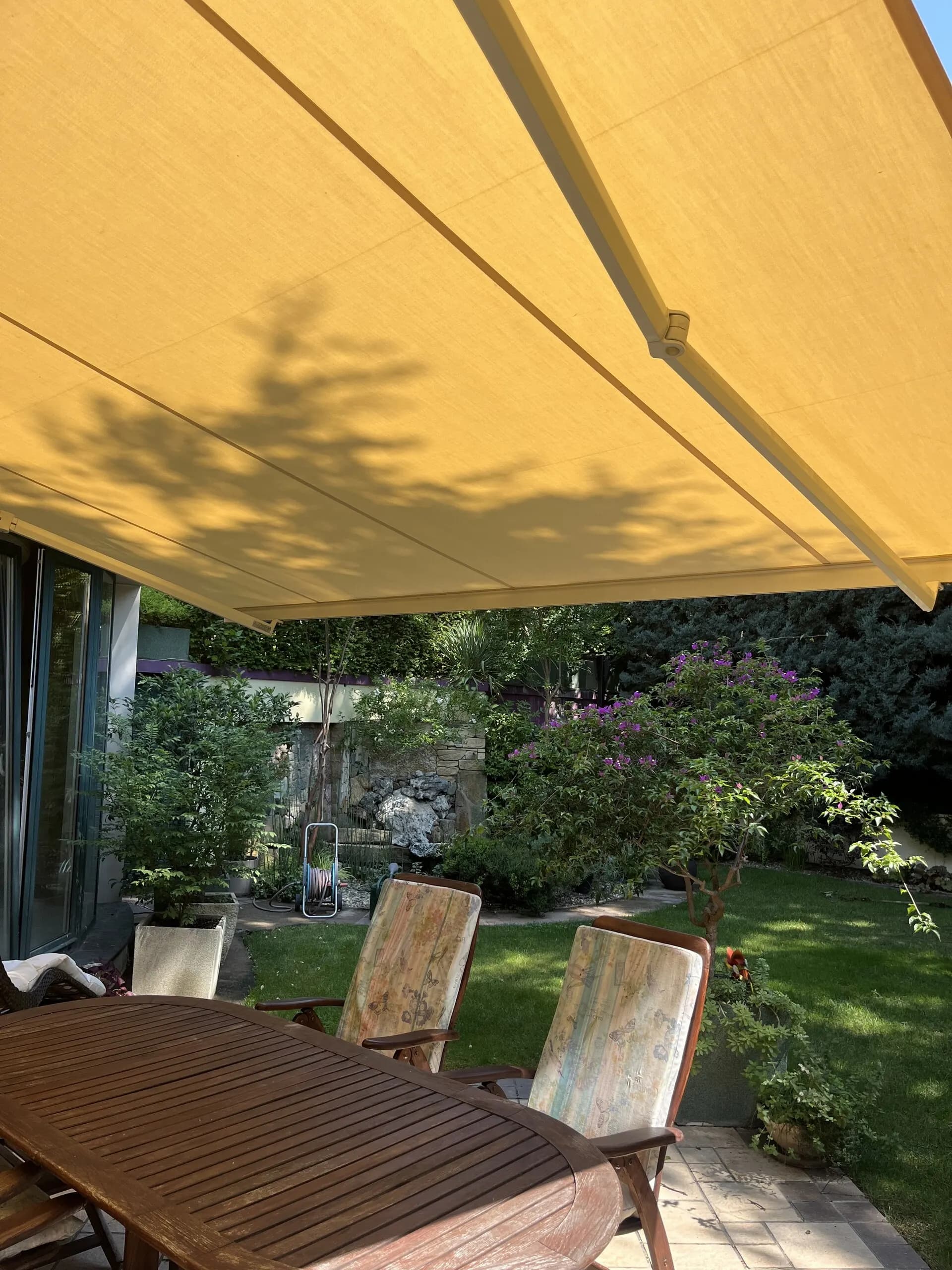 Tenda pre i posle zamene platna, posle